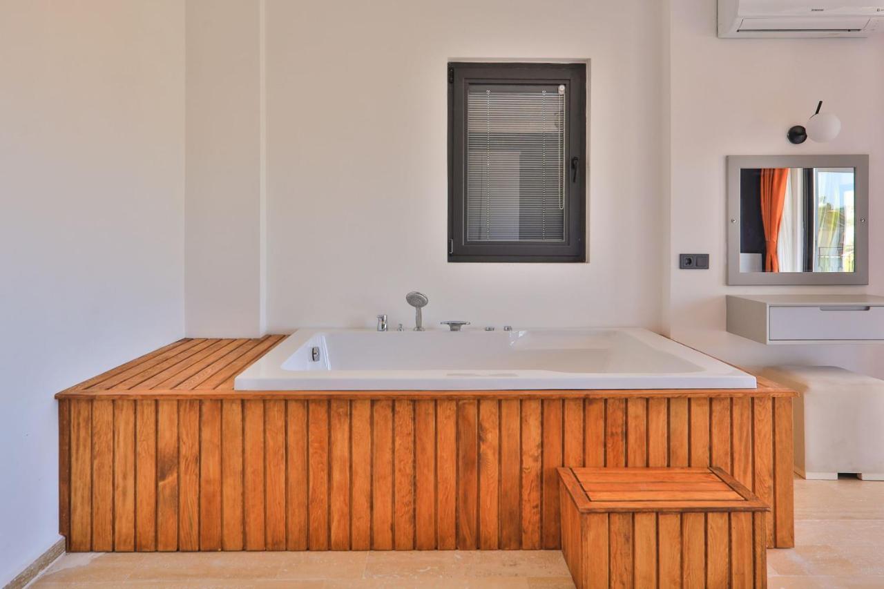 Villa Celik Kalkan Exterior photo